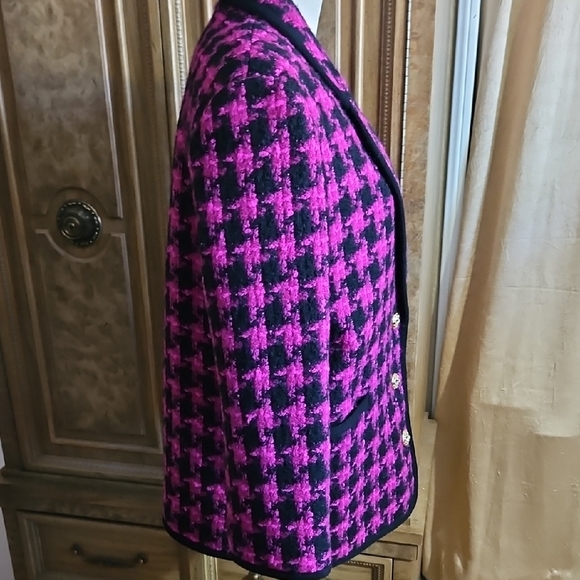 Women's Houndstooth Blazer Jacket in Hot Pink and Black With Black Trim - Picture 5 of 10